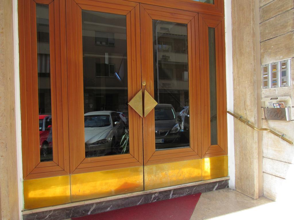 Couette-café Pianeta 127 Rome